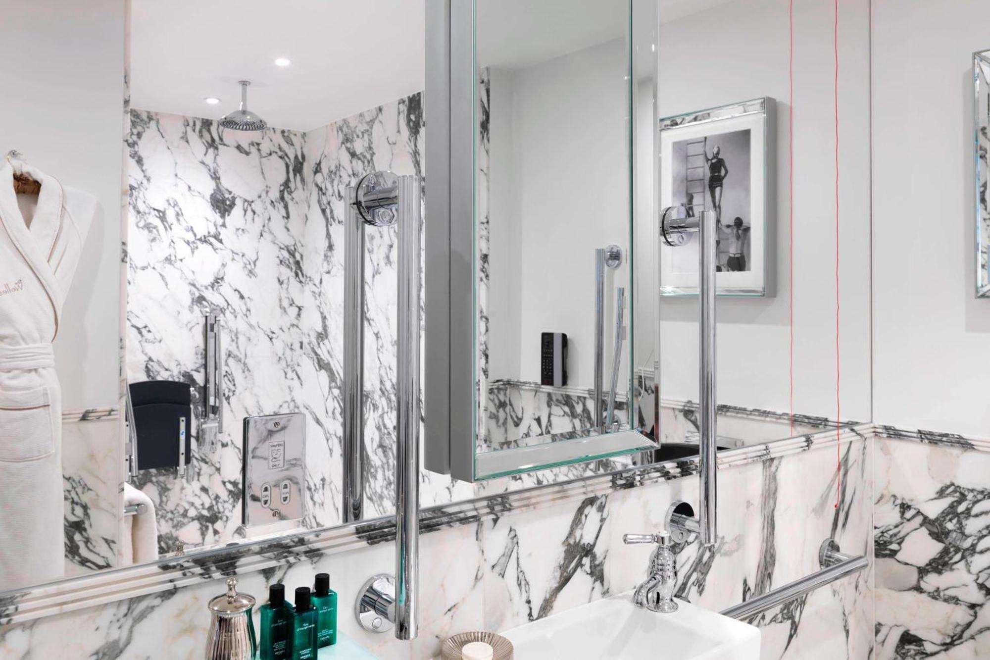 Camera Deluxe con Accesso Disabili e 1 Letto Queen-Size